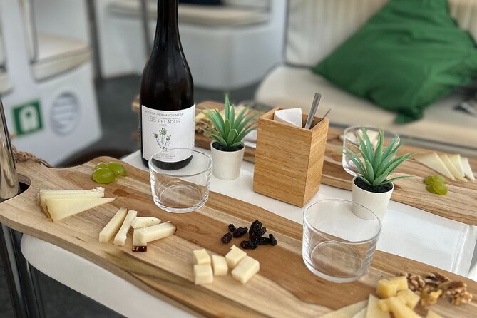 1h Boat Trip + 2h Dockside Local Wine & Food Tasting - What Rubén’s style really means for your time