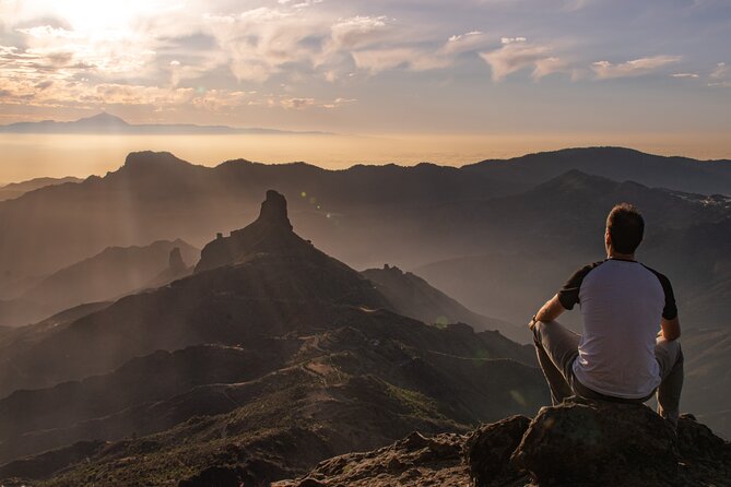 3-Hour Hiking Experience in Roque Nublo - The walking part: gentle ascent, picnic pause, then a descent