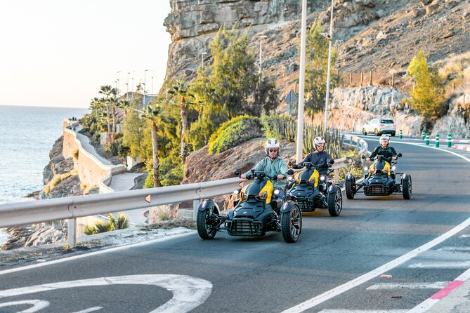 3 wheels motorcycle Coast Tour - Ryker - Gran Canaria Maspalomas - Stop 4: Playa de Amadores and the hill climb for the big sunset view