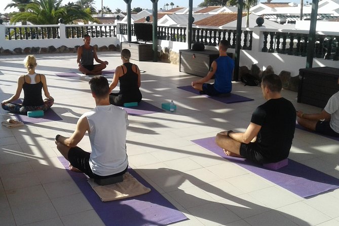 Aerial Yoga Experience in Maspalomas, Spain - Workout Meets Meditation: What the 90 Minutes Feels Like