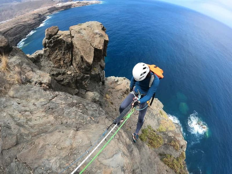 Agaete: Gran Canaria Coasteering. Marine Ferrata and Zipline - Photos and snacks: small extras that change the day
