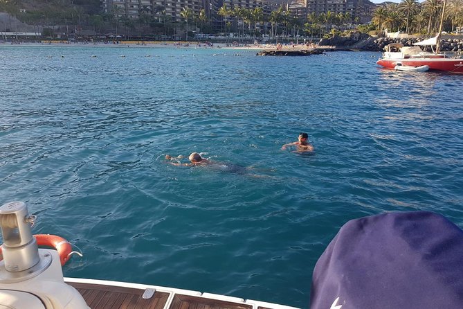 Boat Trip 4 Hours - Private Charter ("KEEPER UNO" Boat) - A 4-hour day that usually follows a simple rhythm