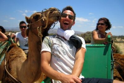 Camel Safari through the Dunes of Maspalomas - How the Ride Works: Two Seats, Weight Limits, and a Family-Friendly Pace