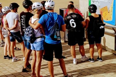 E-Bike CitySightseeing: Maspalomas Dunes, Playa Ingles, Meloneras - Entering the Las Dunas de Maspalomas special nature reserve