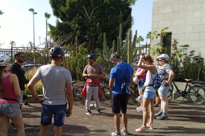 E-Bike CitySightseeing: Maspalomas Dunes, Playa Ingles, Meloneras - Yacimiento Punta Mujeres and the Guanche stone houses