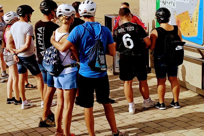E-Bike CitySightseeing: Maspalomas Dunes, Playa Ingles, Meloneras - Entering the Las Dunas de Maspalomas special nature reserve