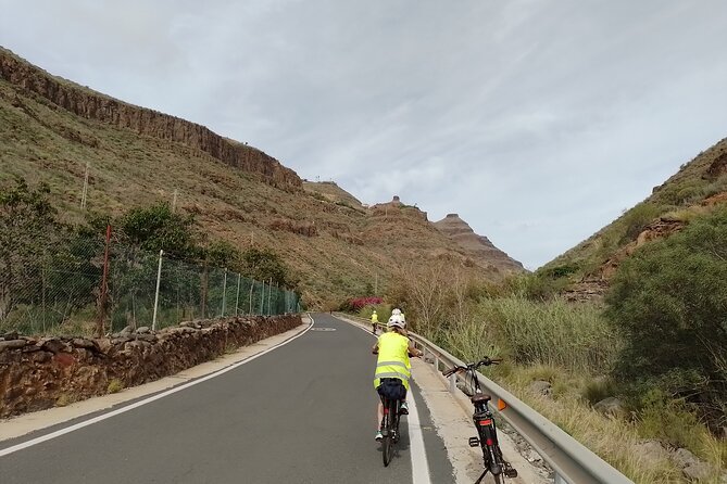 Electric Bike Panoramic South Coast Tour Optional Fishing Tapas - Meloneras promenade and the Maspalomas lighthouse views