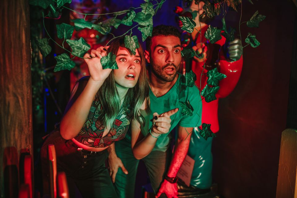 Escape room "The gratest show on earth" at Holidayworld - Instructor Help and Private Room Flow