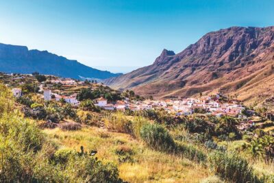 Full-Day Gran Canaria Tour with Teror, Tejeda and Lunch in Fataga - Tejeda: classic village views in a compact 20 minutes
