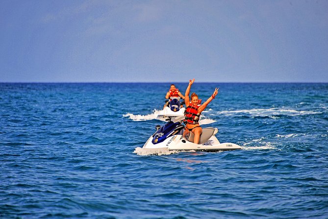 Fun Pack Water Sports - What’s included: jet ski timing, parasail timing, and how long it really feels