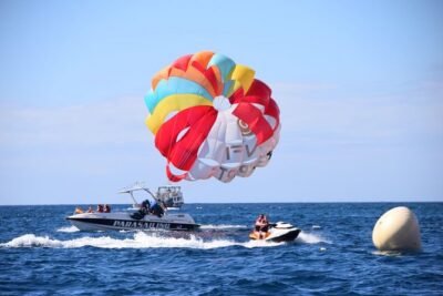Fun Pack Water Sports - Jet ski for 20 minutes: coaching that helps you steer confidently