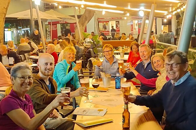 Gastronomic Bike Tour through Las Palmas at Night - Stop 2: Calle Triana for the middle-of-the-ride flavor boost
