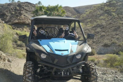Gran Canaria Buggy tour - Starting at Esnautica: instructions, lockers, and dust-ready gear
