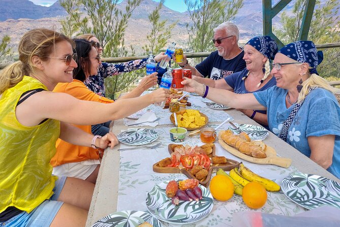 Gran Canaria Cave, Oasis, Red-gorge Adventure & cosy Picnic - Stop 3: Montana de Aguimes Aboriginal Caves (and Rocky Paths)