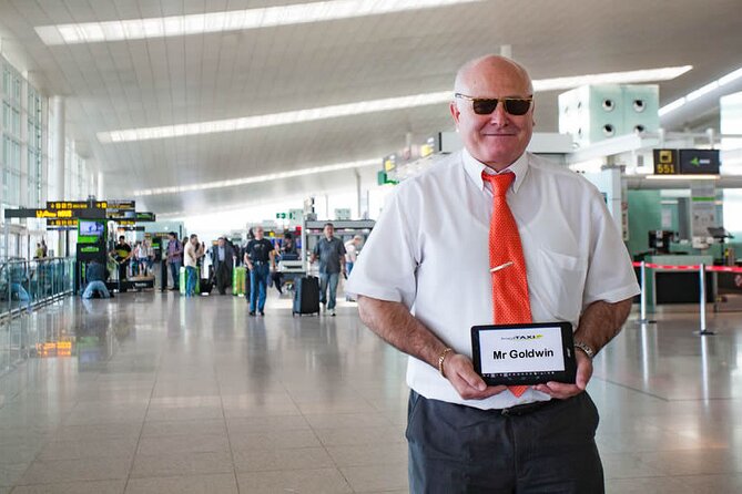 Gran Canaria Private Transfer from Las Palmas airport (LPA) to Costa Meloneras - Meeting your driver at GC-1 without playing airport detective