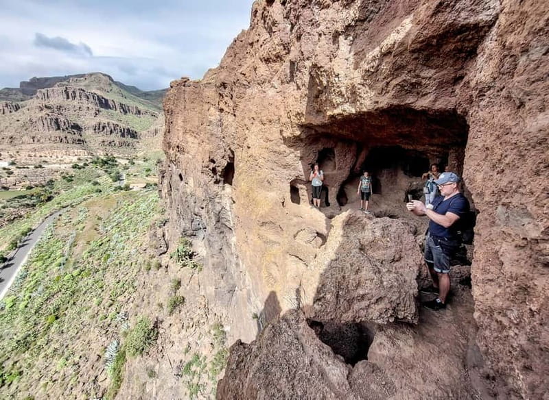 Gran Canaria: Red Gorge, Cave, Oasis Adventure Tour & Picnic - Temisas photo stop and guided town time: the calm you’re searching for