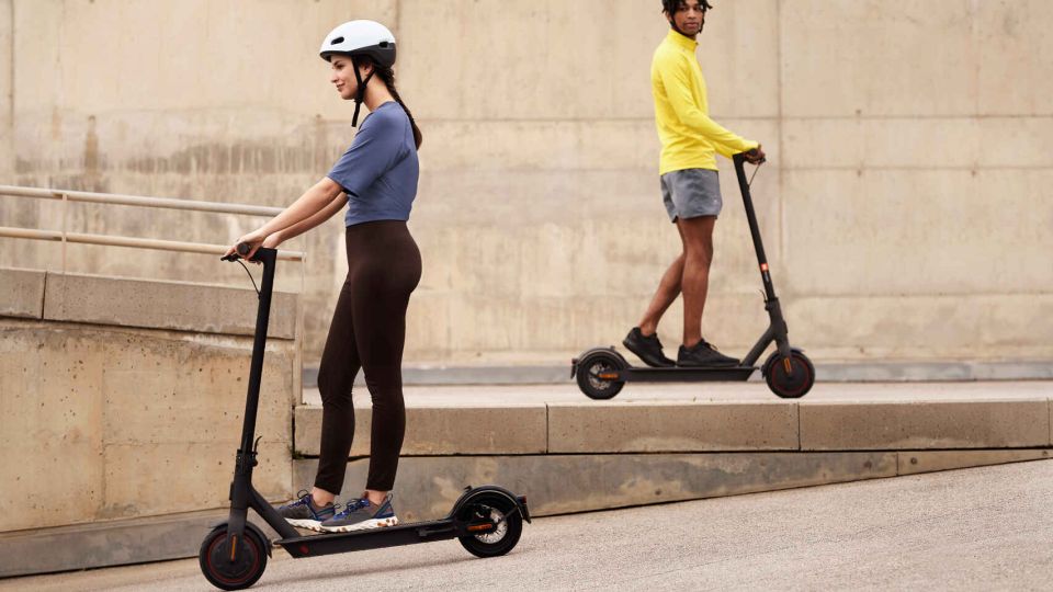 Gran Canaria: Rent Electric Scooter Kick Start - Safety and riding rules that keep things smooth