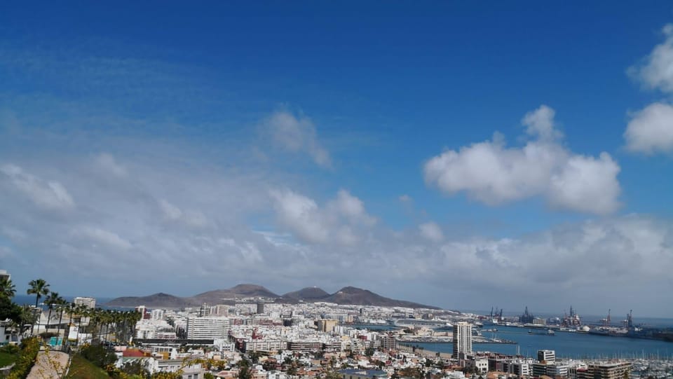 Gran Canaria Welcome: Private Exploring Tour and Local Guide - Transportation and extra costs: keep your expectations clear