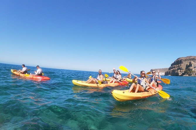 Guided Kayaking Trip in Gran Canaria - Paddling to Montaña Arena with a culture stop at Los Militares