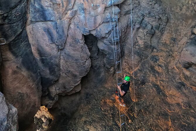 Half-Day Adventure and Climbing Via Ferrata in Gran Canaria - The climb: 300 meters of steps, chains, stairs, and bridges