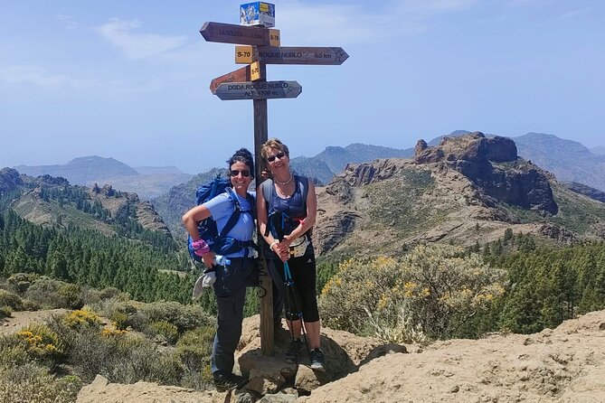 Hikes Roque Nublo - What the “moderate” climb means for your day
