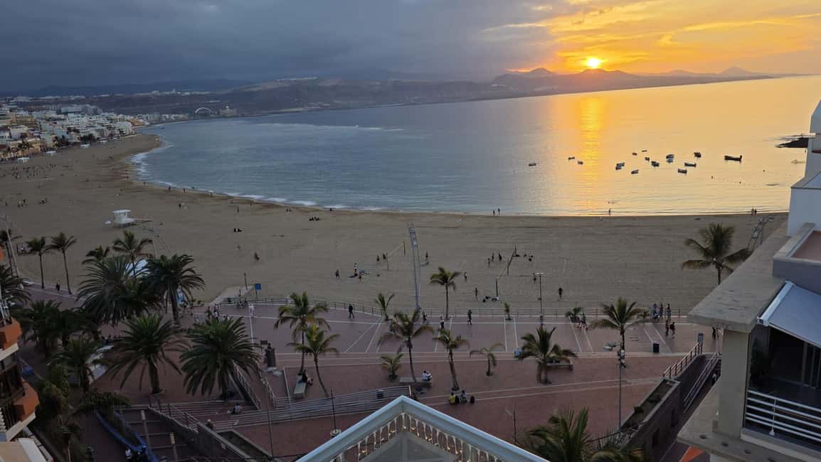 Las Palmas: City, Harbor, and Beach Walking-Hiking Tour - Key Highlights You’ll Actually Feel on This Walk