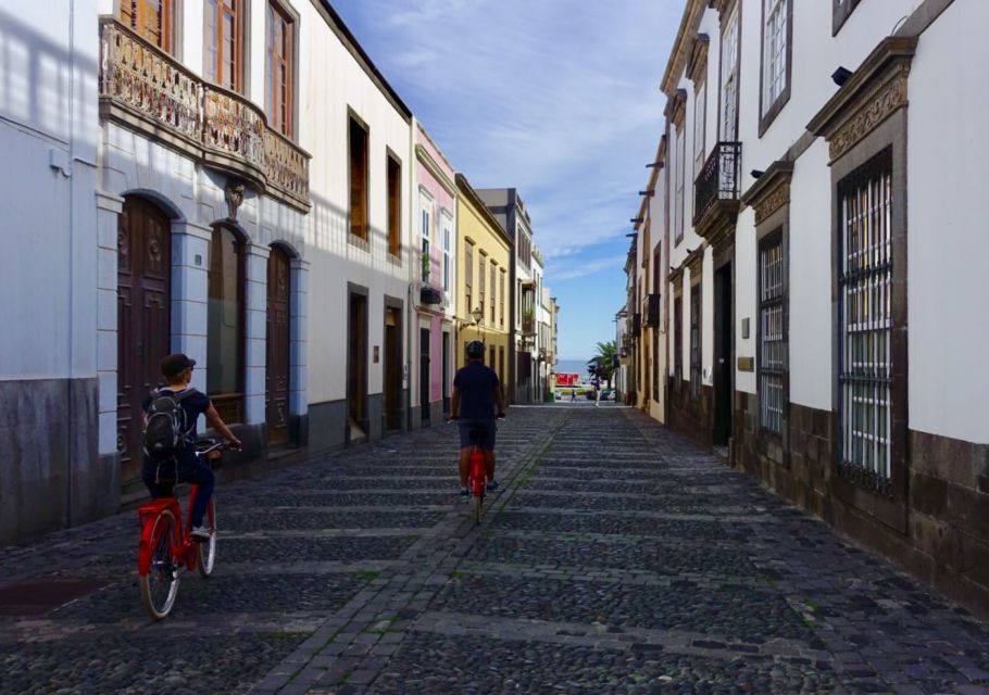 Las Palmas de Gran Canaria: Guided City Tour by Bike - Agaete Coffee at the Oldest Market: A Taste That Connects the Island