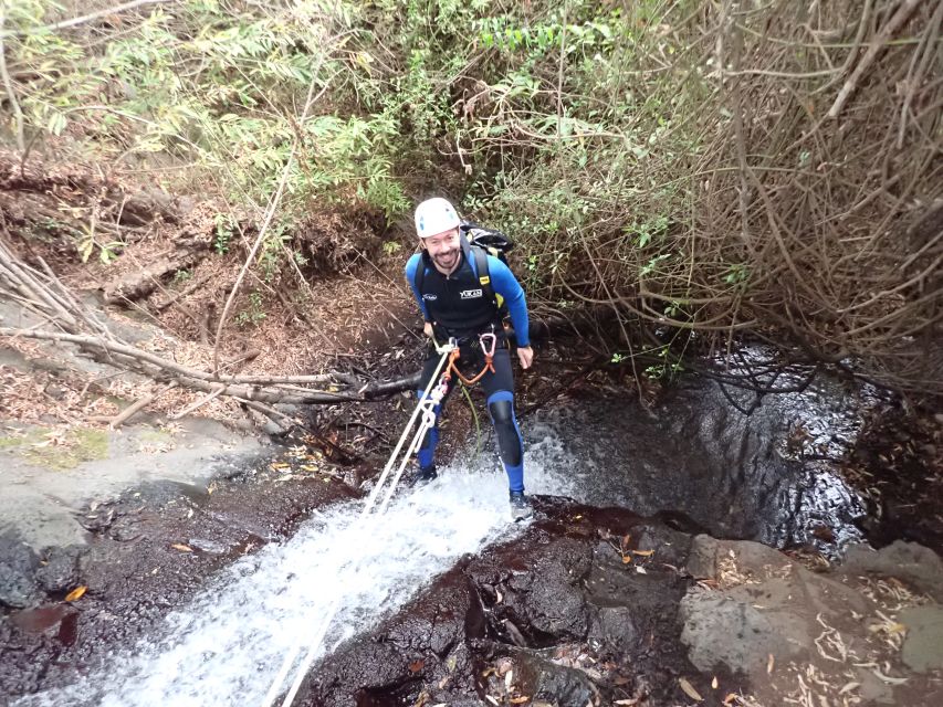 Las Palmas, Gran Canaria: Canyoning Adventure - Reaching the Narrowest Point and Heading Back Up