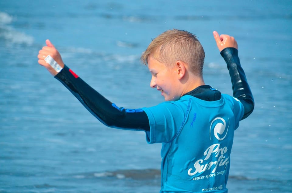 Las Palmas: Learn to Surf with a Special Price for Two Group - Pickup and Drop-Off: Convenient, But Only From the South