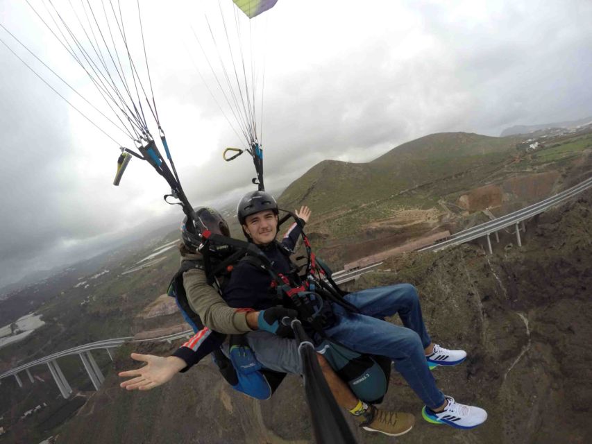 Las Palmas: Paragliding Tandem Flight with Instructor - The instructors and safety approach (what riders seem to love)