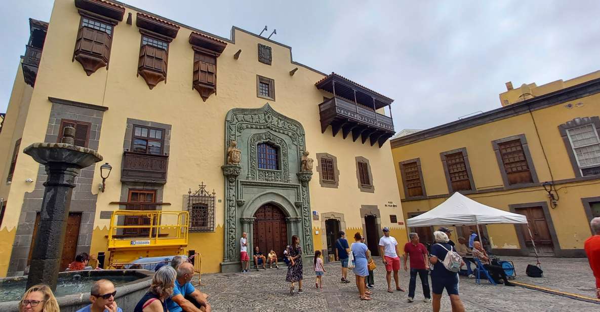 Las Palmas: Private City Highlights & Northern Villages Tour - Las Canteras Beach and the pirate-style stories you can picture