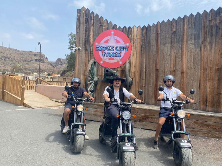Maspalomas: E-Scooter or E-Bike Tour+Western Town Sioux City - Maspalomas Dunes + Playa del Inglés, powered by an e-scooter or e-bike