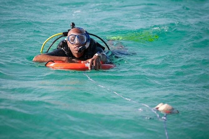 PADI Rescue Diver Course in Gran Canaria - The instructor team matters: Chris, Kate, and a safety-first vibe