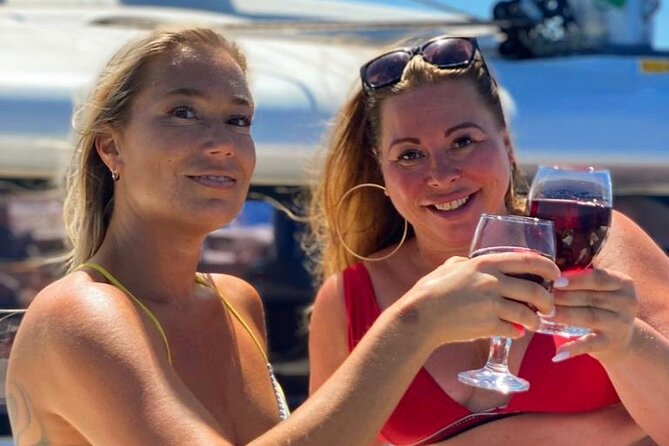 Private 5 hour catamaran cruise in south of Gran Canaria - A private Lagoon 421 day beats the big-boat chaos