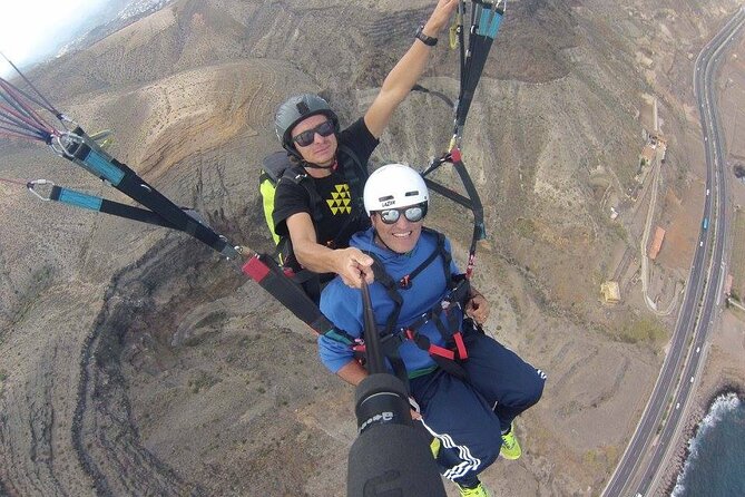 Private Activity Paragliding Flight in Gran Canaria - Meeting at LÁSER Las Palmas: Where the Day Starts