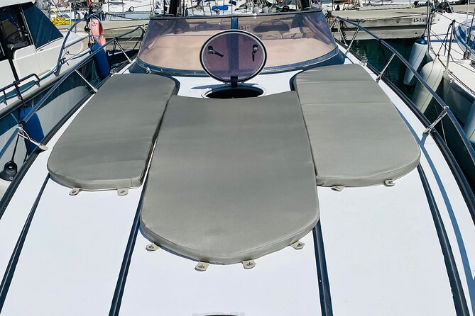 Private Yacht Tour with Drinks and Snorkeling in Gran Canaria - Weather, motion, and timing tips that actually help