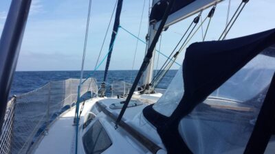 Puerto Rico: Sailing excursion with swim, drinks and tapas. - Cruising Gran Canaria’s southwest coast: bays, coves, and cliff views