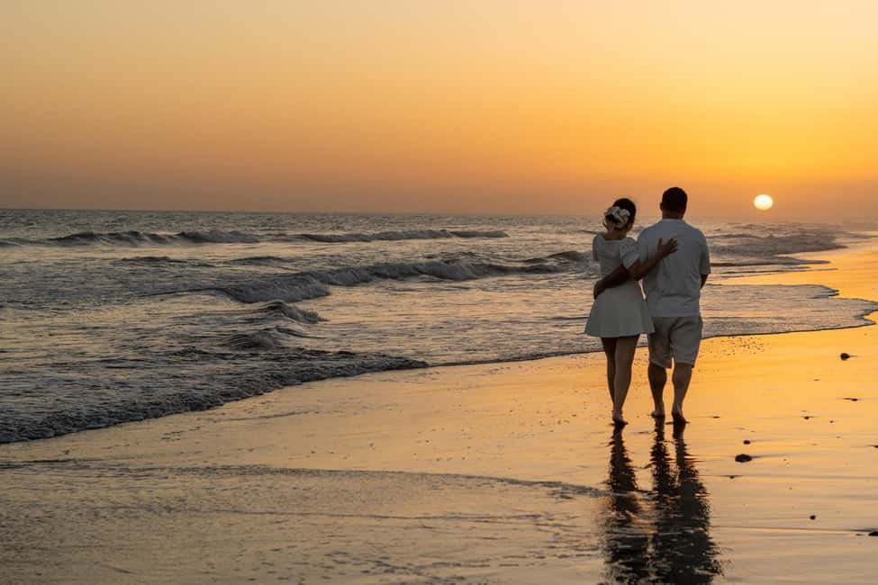 Sunset Photography at Dunas Maspalomas - Wearing the right colors for Dunas Maspalomas