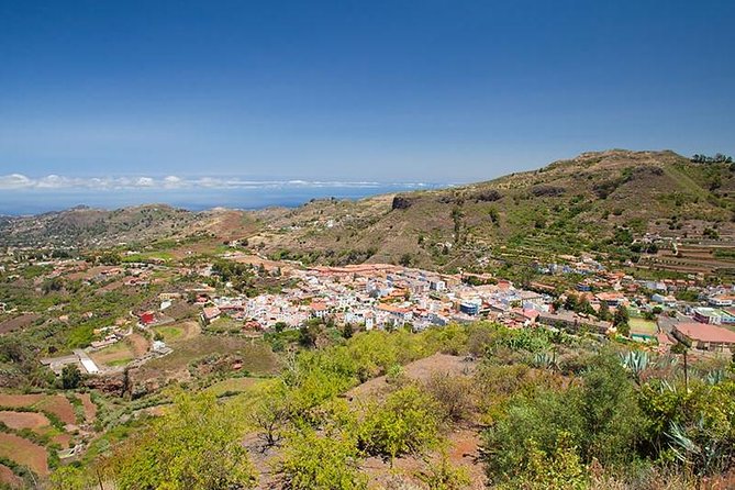 Teror and San Mateo Traditional Markets - Gran Canaria - Sampling foods and shopping handicrafts without getting misled